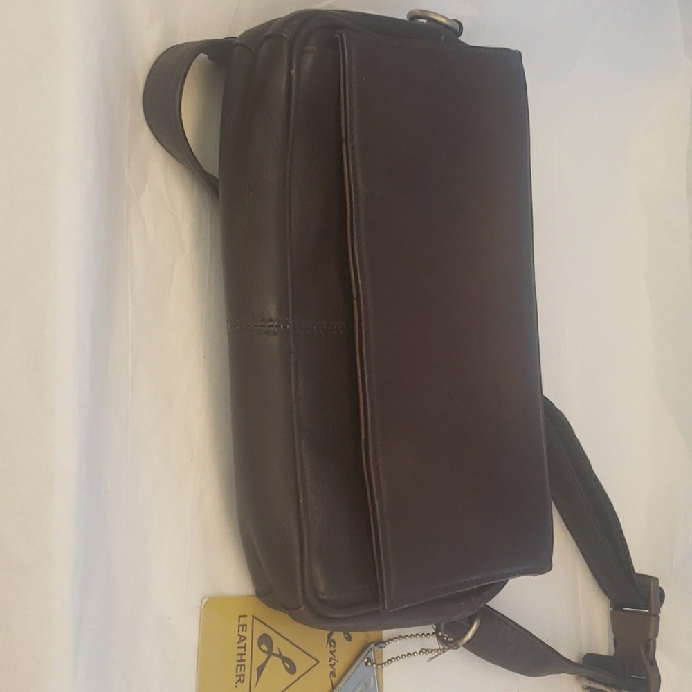 Lavive Leather purse